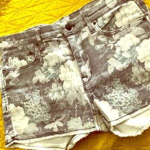 Jean floral shorts